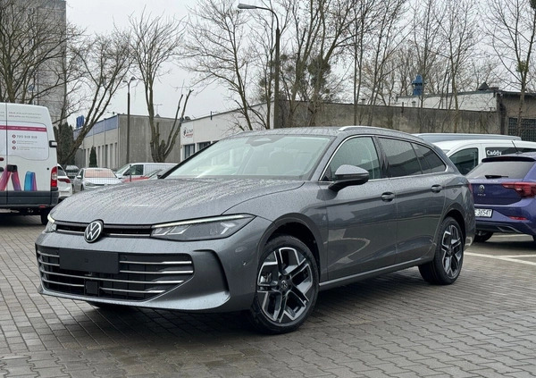 Volkswagen Passat cena 197399 przebieg: 10, rok produkcji 2024 z Wasilków małe 631